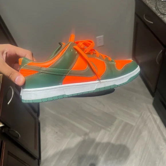 Nike | Shoes | Famu Nike Dunks Size 3 | Poshmark display picture 3